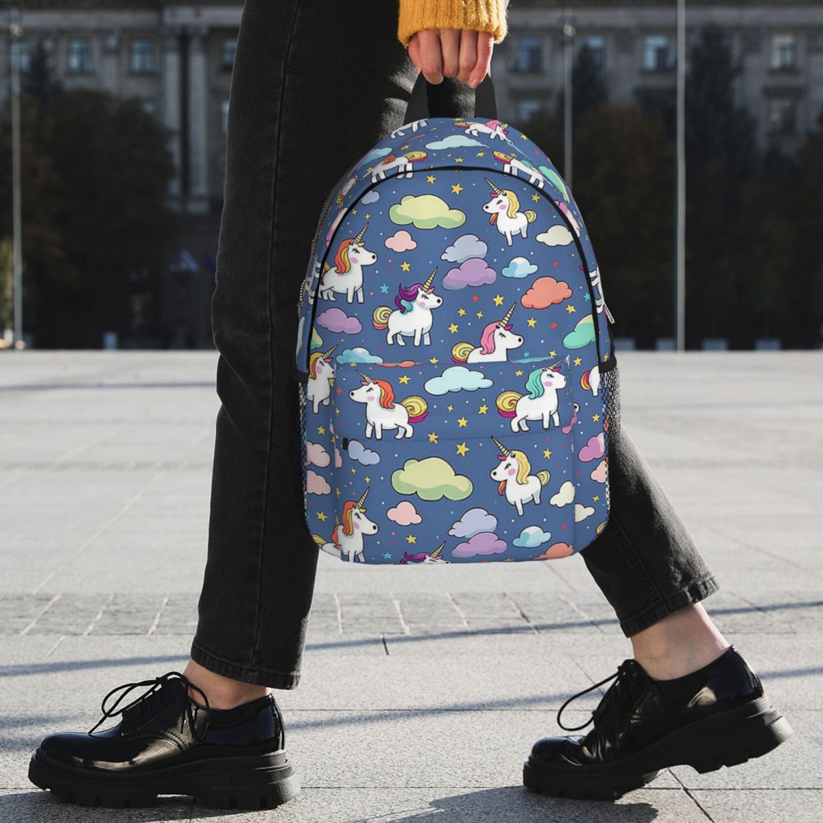 Mochila Escolar com Design de  - Interior Design Illustration avaliação e preço